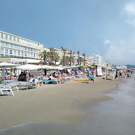 דורס Coastal Apartment מראה חיצוני תמונה